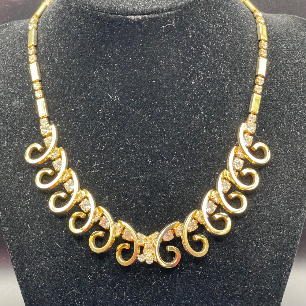Sarah Coventry Signed Celestial Fire Vintage Choker Necklace